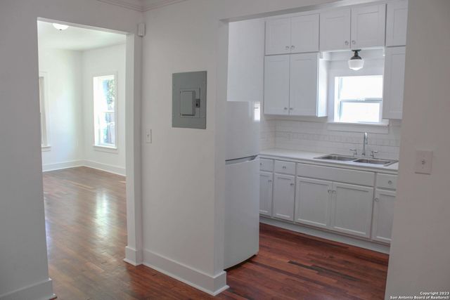 410 Fulton Ave Apt 4, San Antonio, TX 78212