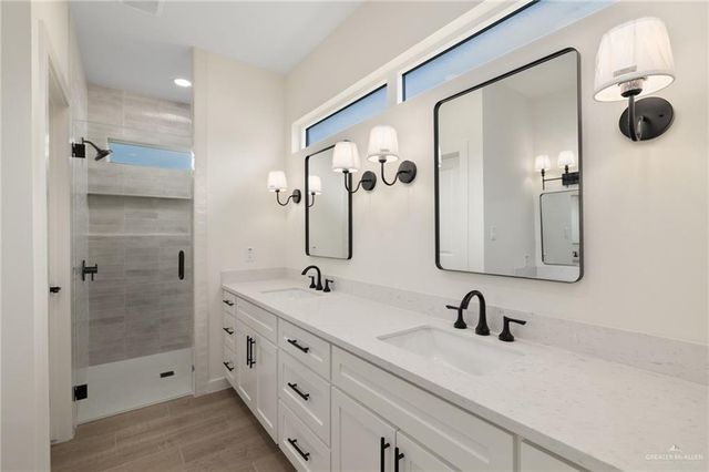 2813 N Alyna Avenue, Edinburg, TX 78541