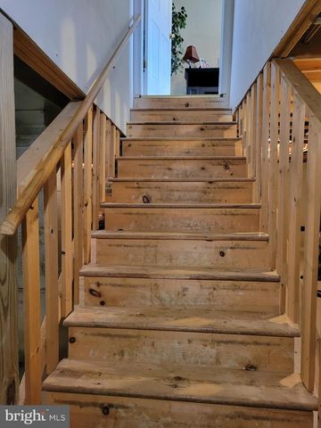 49 WALLACE ST, Elmer, NJ 08318