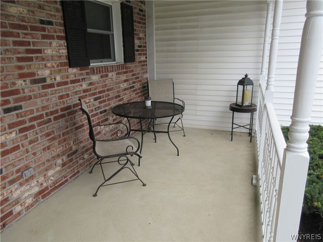 6029 Quaker Hollow Road 3, Orchard Park, NY 14127