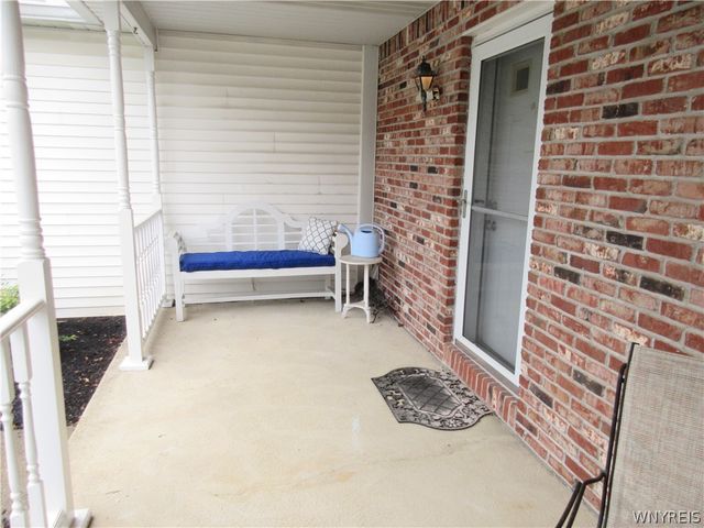 6029 Quaker Hollow Road 3, Orchard Park, NY 14127