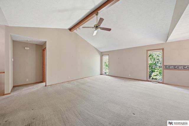 4835 S 71St Street, Lincoln, NE 68516
