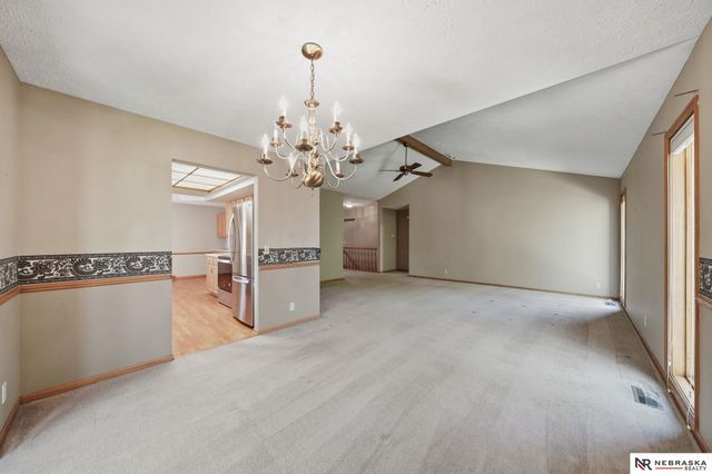 4835 S 71St Street, Lincoln, NE 68516