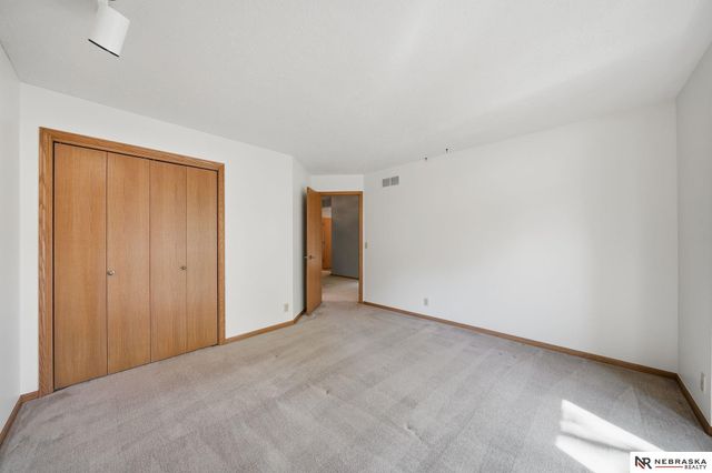 4835 S 71St Street, Lincoln, NE 68516