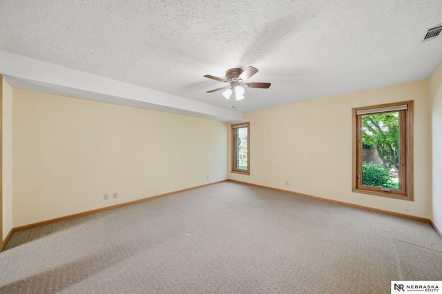 4835 S 71St Street, Lincoln, NE 68516