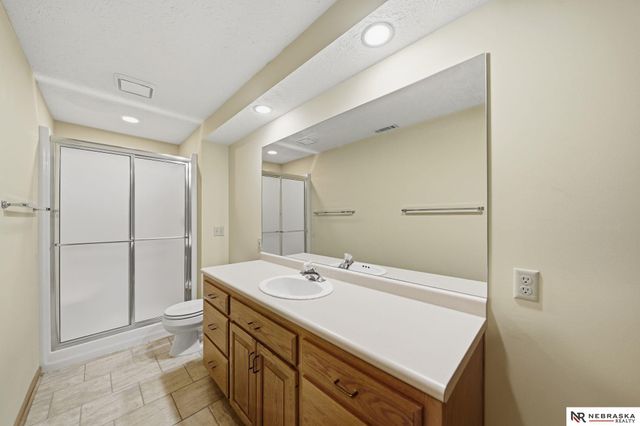 4835 S 71St Street, Lincoln, NE 68516