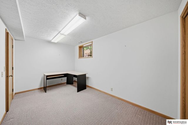 4835 S 71St Street, Lincoln, NE 68516
