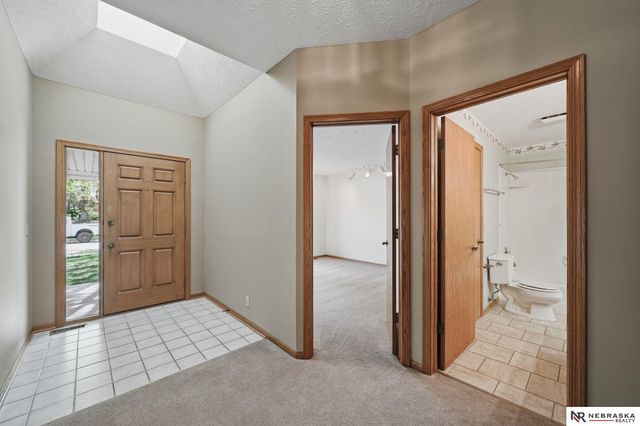 4835 S 71St Street, Lincoln, NE 68516
