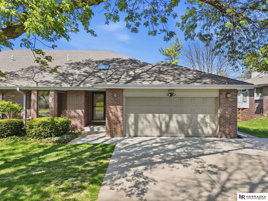 4835 S 71St Street, Lincoln, NE 68516