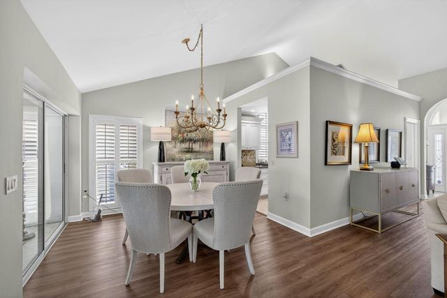 2386 Saratoga Bay Drive, West Palm Beach, FL 33409