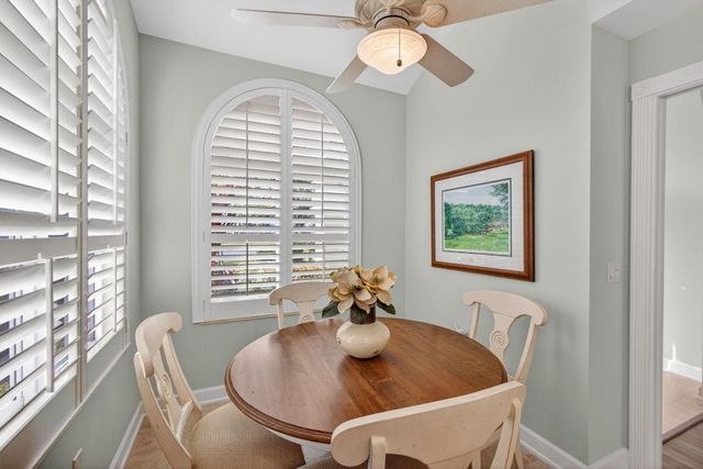 2386 Saratoga Bay Drive, West Palm Beach, FL 33409