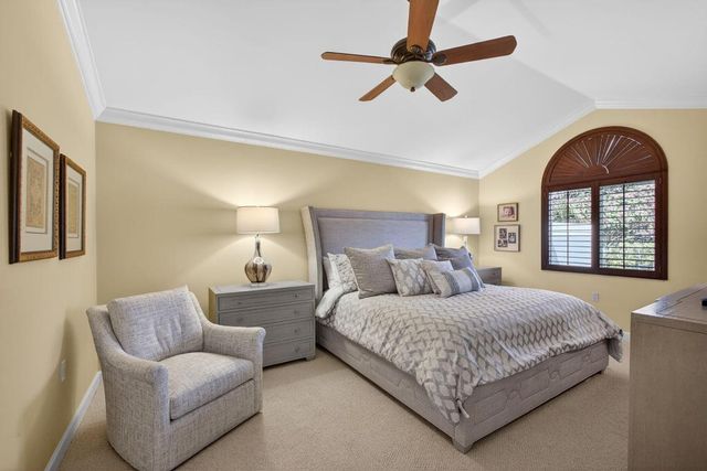 2386 Saratoga Bay Drive, West Palm Beach, FL 33409