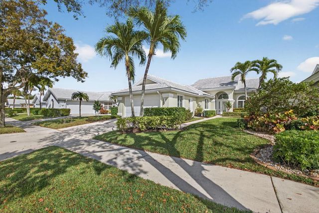2386 Saratoga Bay Drive, West Palm Beach, FL 33409