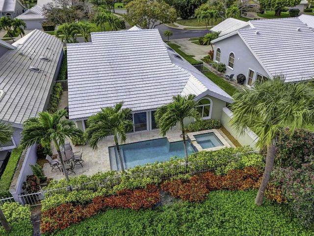 2386 Saratoga Bay Drive, West Palm Beach, FL 33409