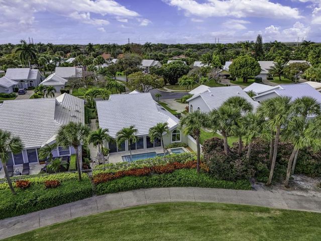 2386 Saratoga Bay Drive, West Palm Beach, FL 33409