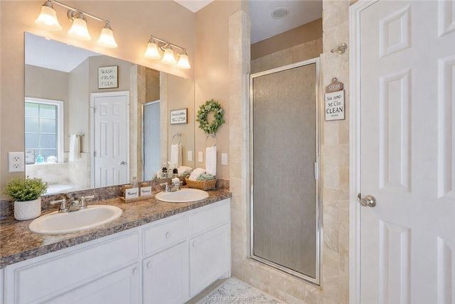 403 N N Coulter Drive, Bryan, TX 77803