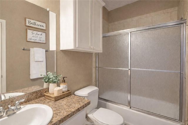 403 N N Coulter Drive, Bryan, TX 77803