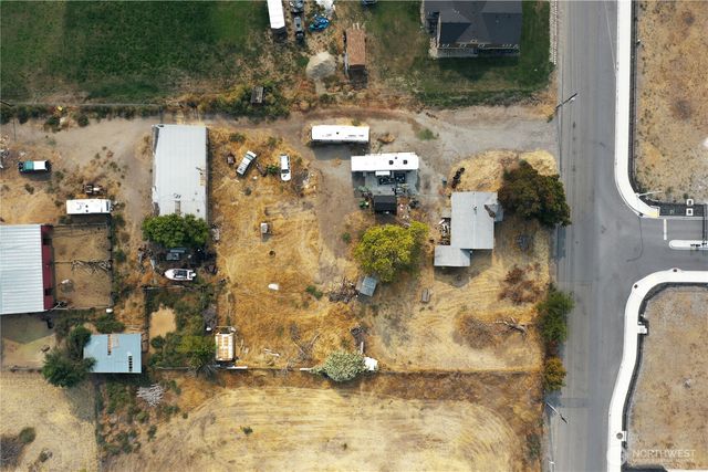 2335 Columbia Avenue NW, East Wenatchee, WA 98802