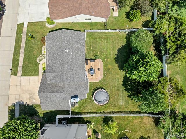 2304 Bear Fountain Run, Wentzville, MO 63385