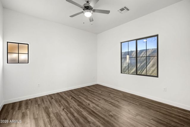 1500 E WAHALLA Lane E7, Phoenix, AZ 85024