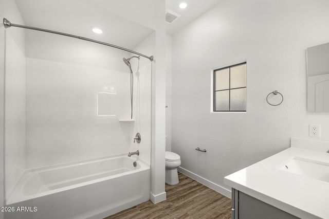 1500 E WAHALLA Lane E7, Phoenix, AZ 85024