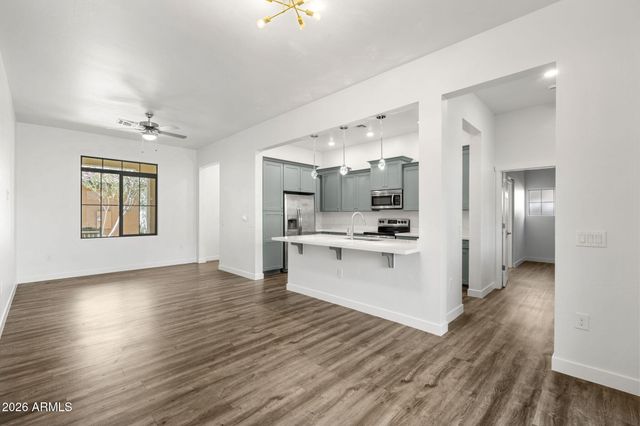 1500 E WAHALLA Lane E7, Phoenix, AZ 85024