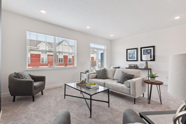 3139 Clover Ridge Drive, Chaska, MN 55318