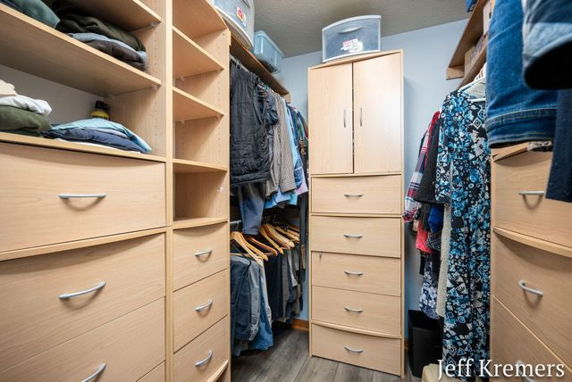 2713 Gullmont Drive Sw, City Of Wyoming, MI 49418