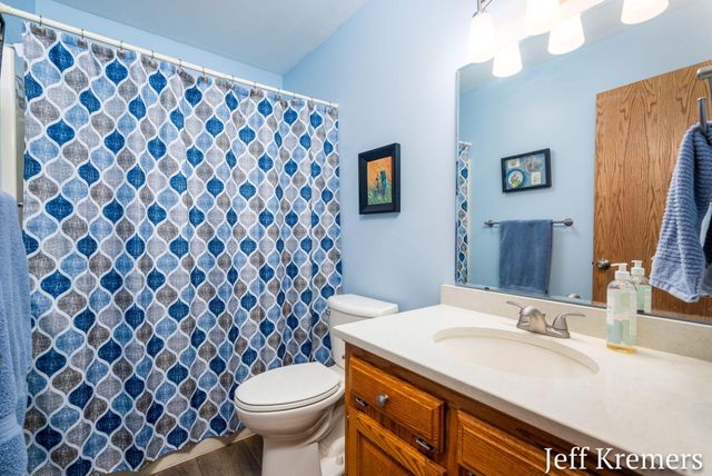 2713 Gullmont Drive Sw, City Of Wyoming, MI 49418