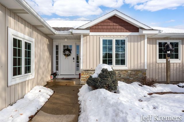 2713 Gullmont Drive Sw, City Of Wyoming, MI 49418