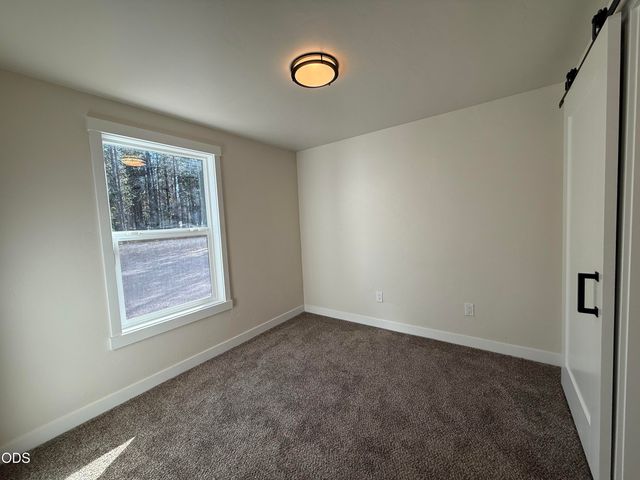 52318 Dustan Road, La Pine, OR 97739