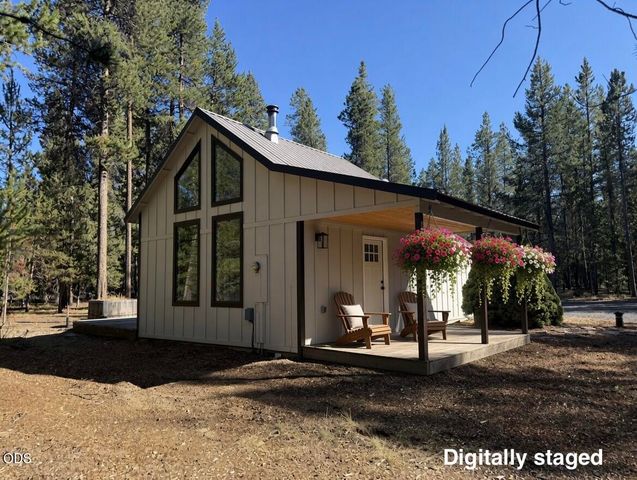 52318 Dustan Road, La Pine, OR 97739
