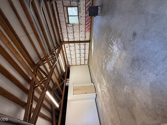 52318 Dustan Road, La Pine, OR 97739