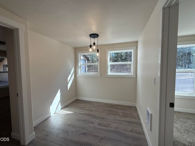 52318 Dustan Road, La Pine, OR 97739