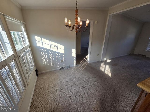 24 SHAGBARK CT E, Harleysville, PA 19438