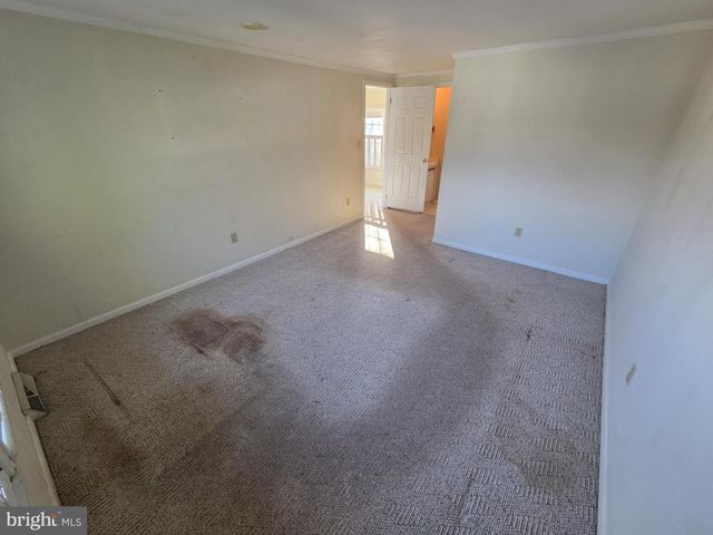 24 SHAGBARK CT E, Harleysville, PA 19438
