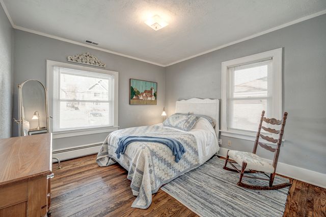 731 Western Avenue, Glen Ellyn, IL 60137