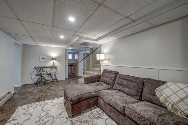 731 Western Avenue, Glen Ellyn, IL 60137