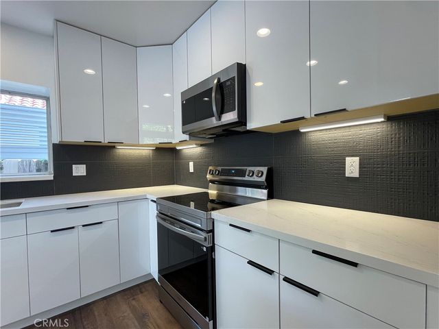 643 W Alegria, Sierra Madre, CA 91024