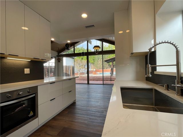 643 W Alegria, Sierra Madre, CA 91024