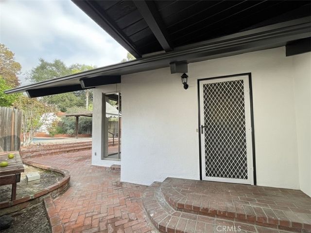 643 W Alegria, Sierra Madre, CA 91024