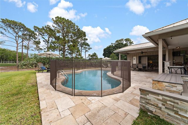 1872 SE Colony Way, Jupiter, FL 33478