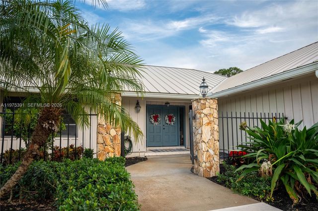 1872 SE Colony Way, Jupiter, FL 33478