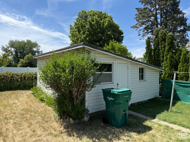1137 S LIBERTY AVE, Ogden, UT 84404