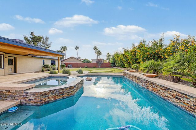 4416 E KELTON Lane, Phoenix, AZ 85032