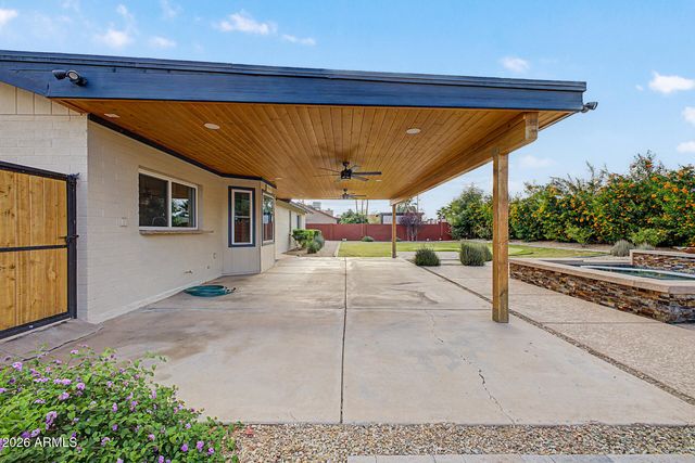 4416 E KELTON Lane, Phoenix, AZ 85032