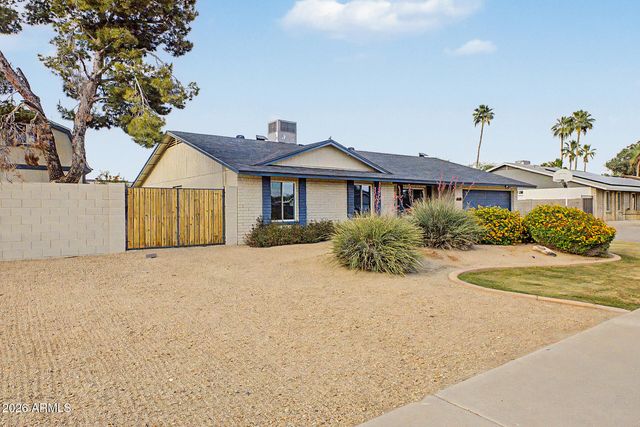 4416 E KELTON Lane, Phoenix, AZ 85032