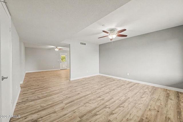 4416 E KELTON Lane, Phoenix, AZ 85032