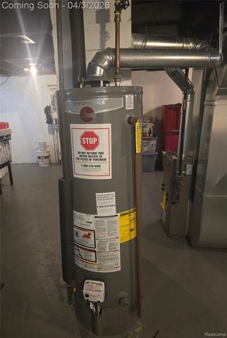 1779 Progress Avenue, Lincoln Park, MI 48146