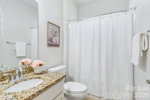 128 Van Gogh Trail, Mount Holly, NC 28120